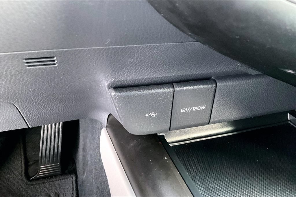Certified 2024 Toyota Camry SE FWD image 17
