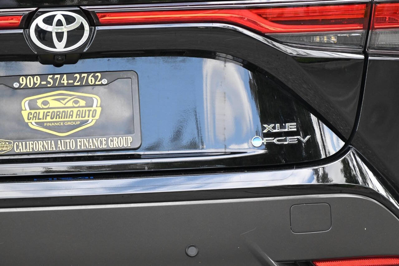Used 2024 Toyota Mirai w/ Advanced Technology Package RWD image 8