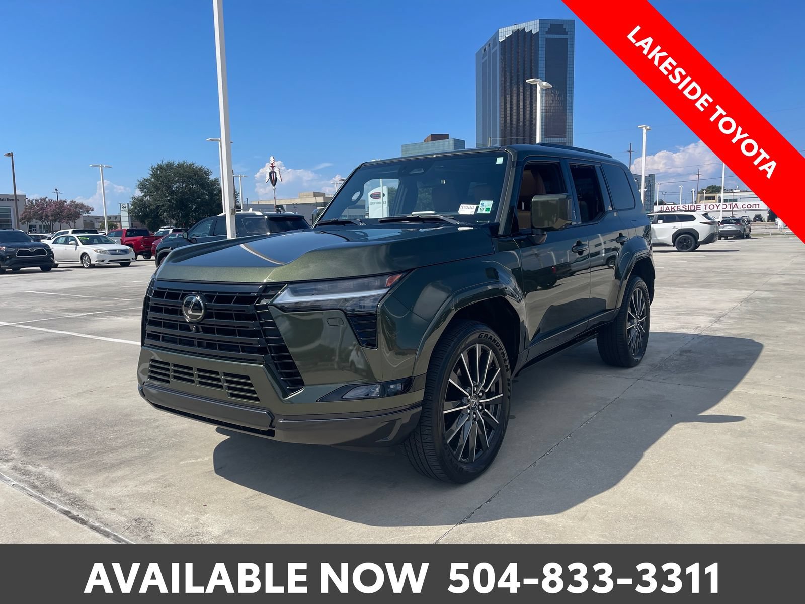 Used 2025 Lexus GX 550 w/ Cold Area Package AWD/4WD image 2
