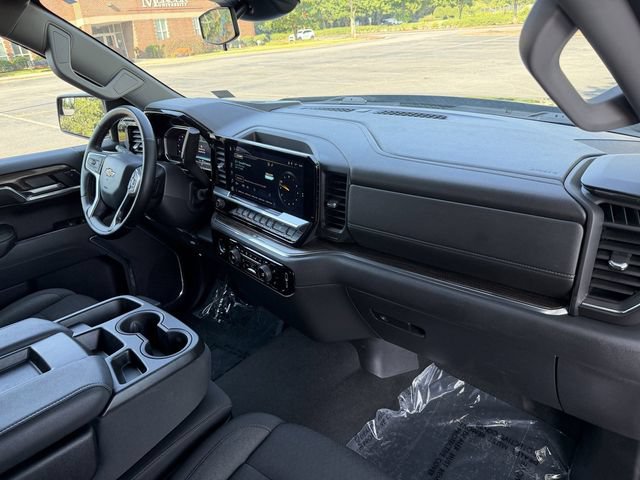 Used 2024 Chevrolet Silverado 1500 LT AWD/4WD image 32