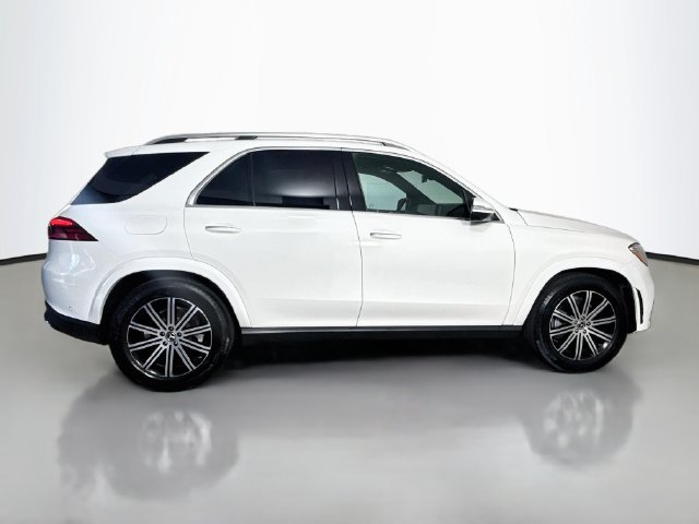 Used 2026 Mercedes-Benz GLE 350 4MATIC w/ Driver Assistance Package image 11
