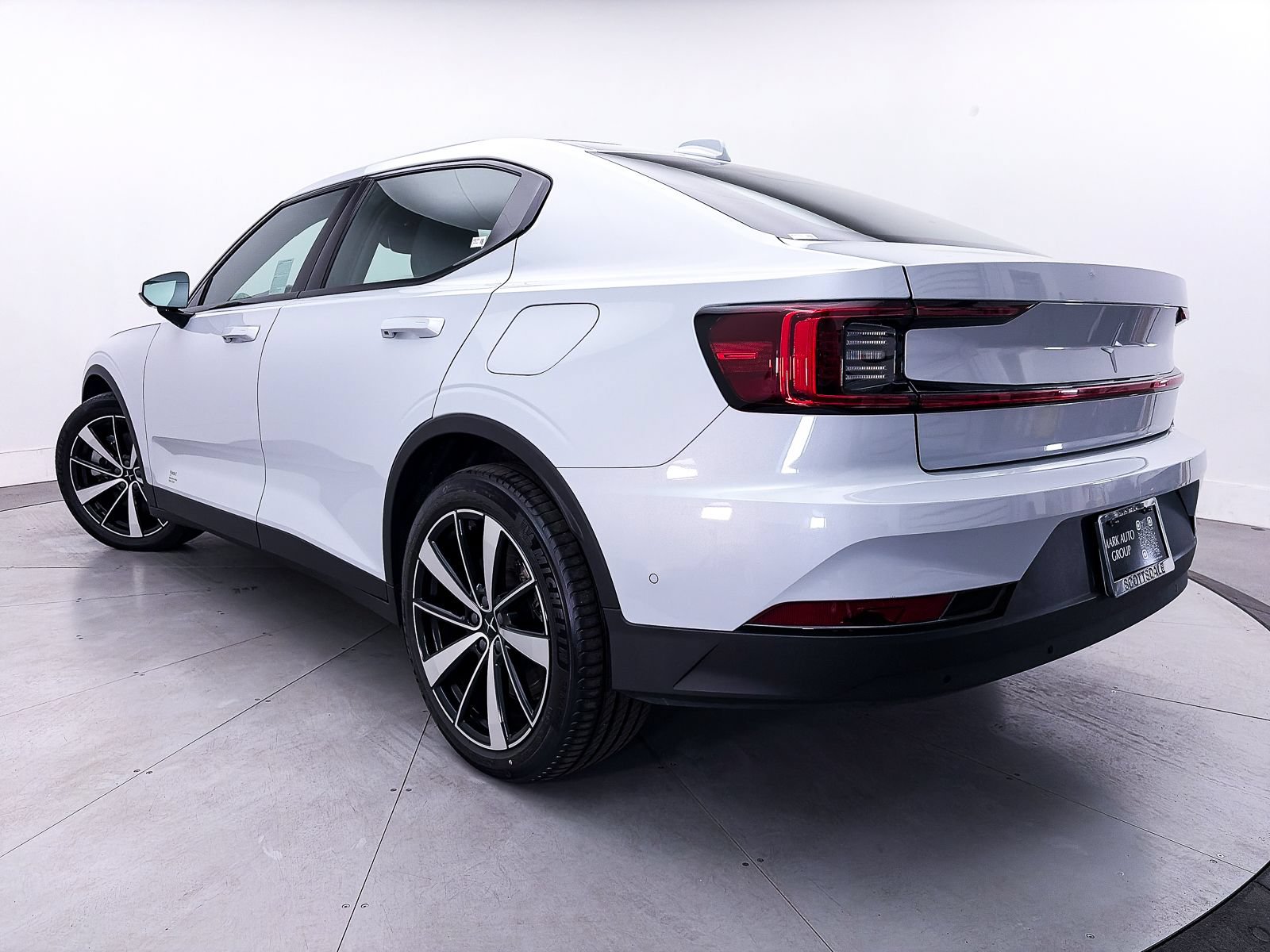 Used 2022 Polestar Polestar 2 w/ Plus Package AWD/4WD image 5