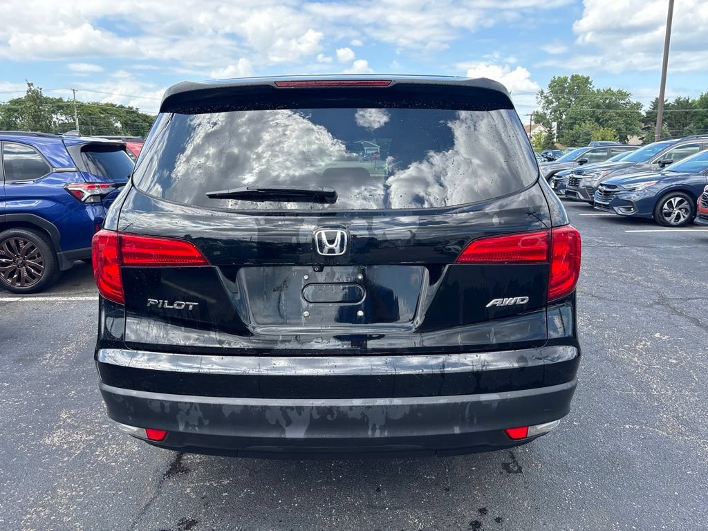 Used 2018 Honda Pilot LX image 4