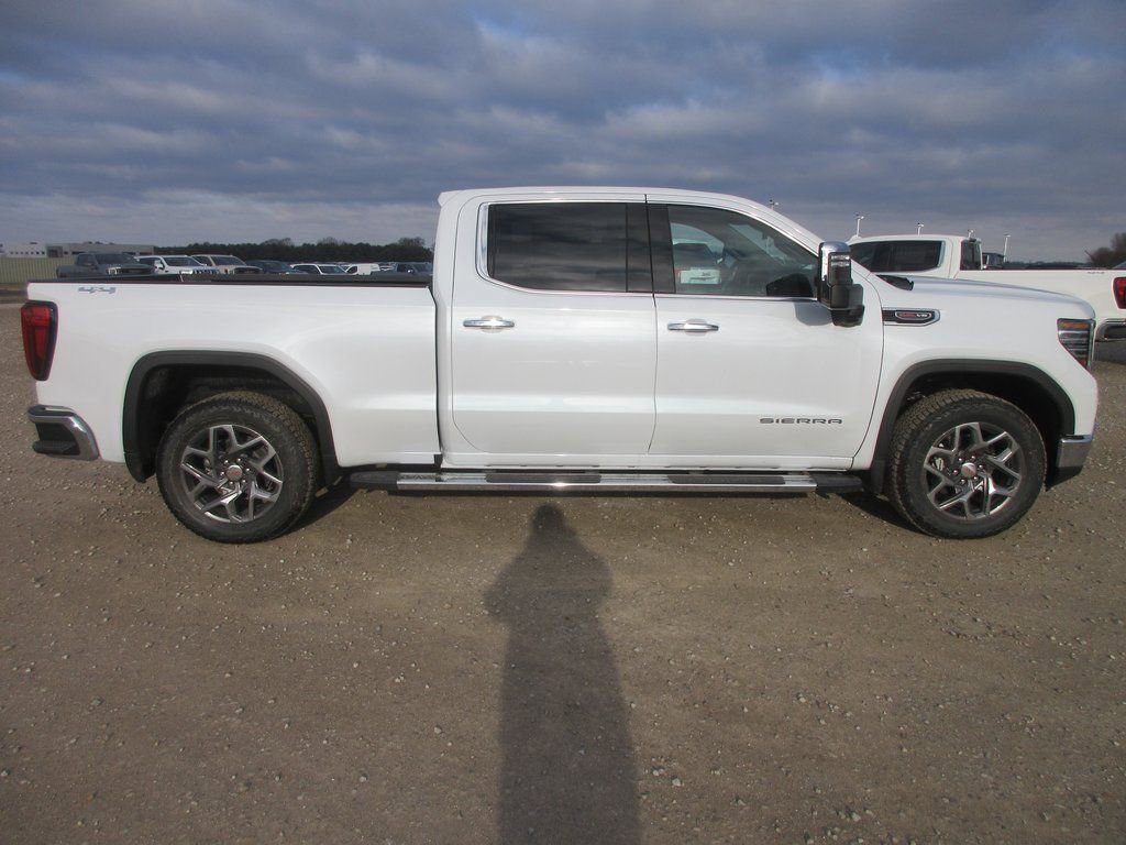 New 2026 GMC Sierra 1500 SLT w/ SLT Premium Plus Package image 3
