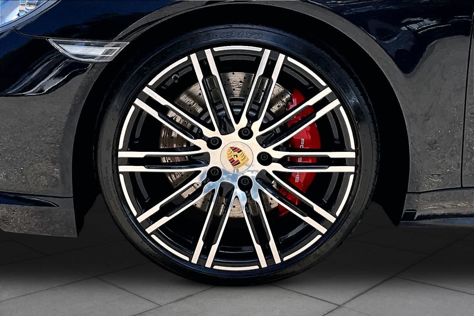 Used 2015 Porsche 911 Turbo AWD/4WD image 10