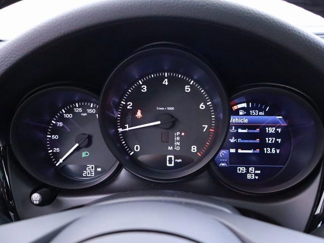 New 2024 Porsche Macan image 19