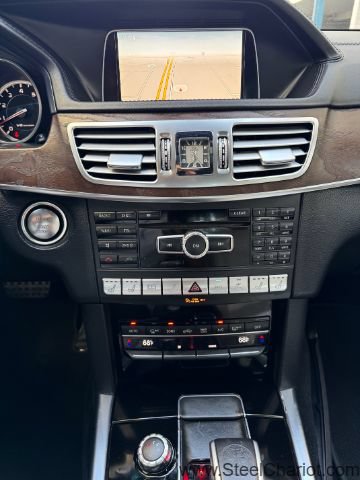 Used 2014 Mercedes-Benz E 63 AMG 4MATIC Sedan image 19