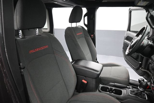 Used 2024 Jeep Wrangler Unlimited Rubicon w/ Technology Group AWD/4WD image 29