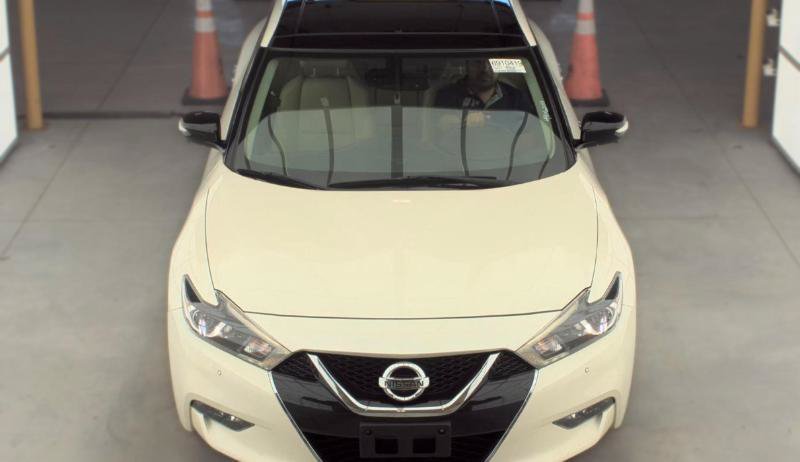 Used 2018 Nissan Maxima Platinum FWD image 3