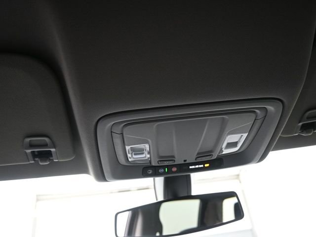 Used 2020 GMC Sierra 1500 SLE w/ SLE Value Package image 12