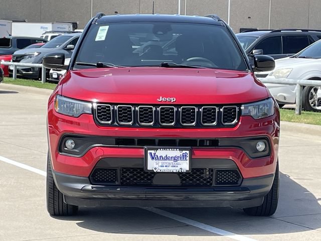 Used 2024 Jeep Compass Latitude w/ Altitude Special Edition AWD/4WD image 7