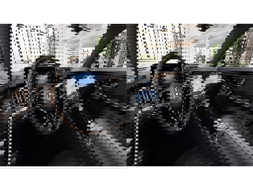 New 2026 Mercedes-Benz S 580 4MATIC Sedan image 3