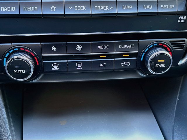 Used 2019 Kia Optima SX FWD image 16