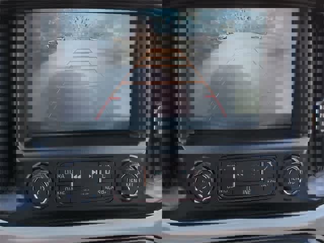 Used 2016 GMC Canyon SLT w/ Driver Alert Package image 30