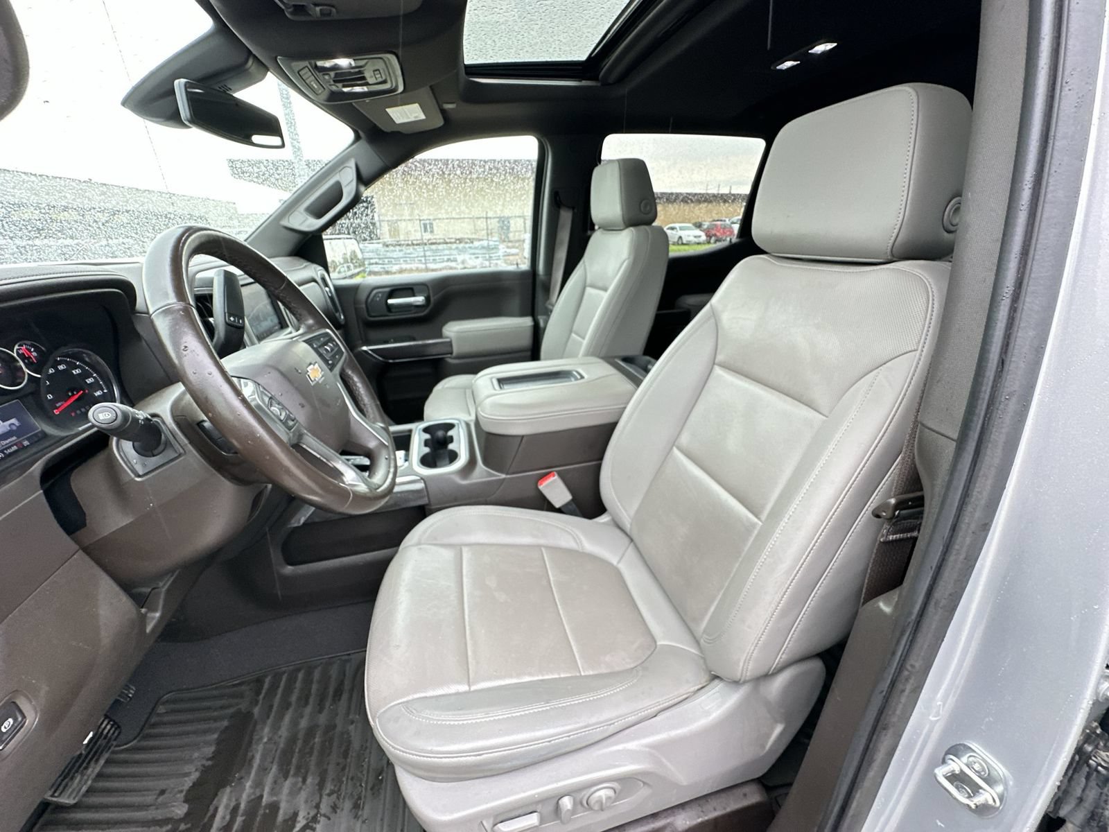Used 2021 Chevrolet Silverado 1500 LTZ w/ LTZ Premium Package AWD/4WD image 20