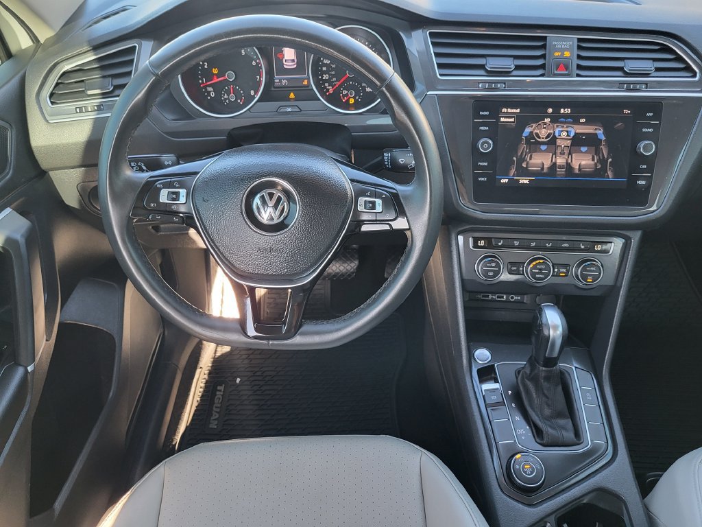 Used 2020 Volkswagen Tiguan SE w/ 3rd Row Seat Package AWD/4WD image 29