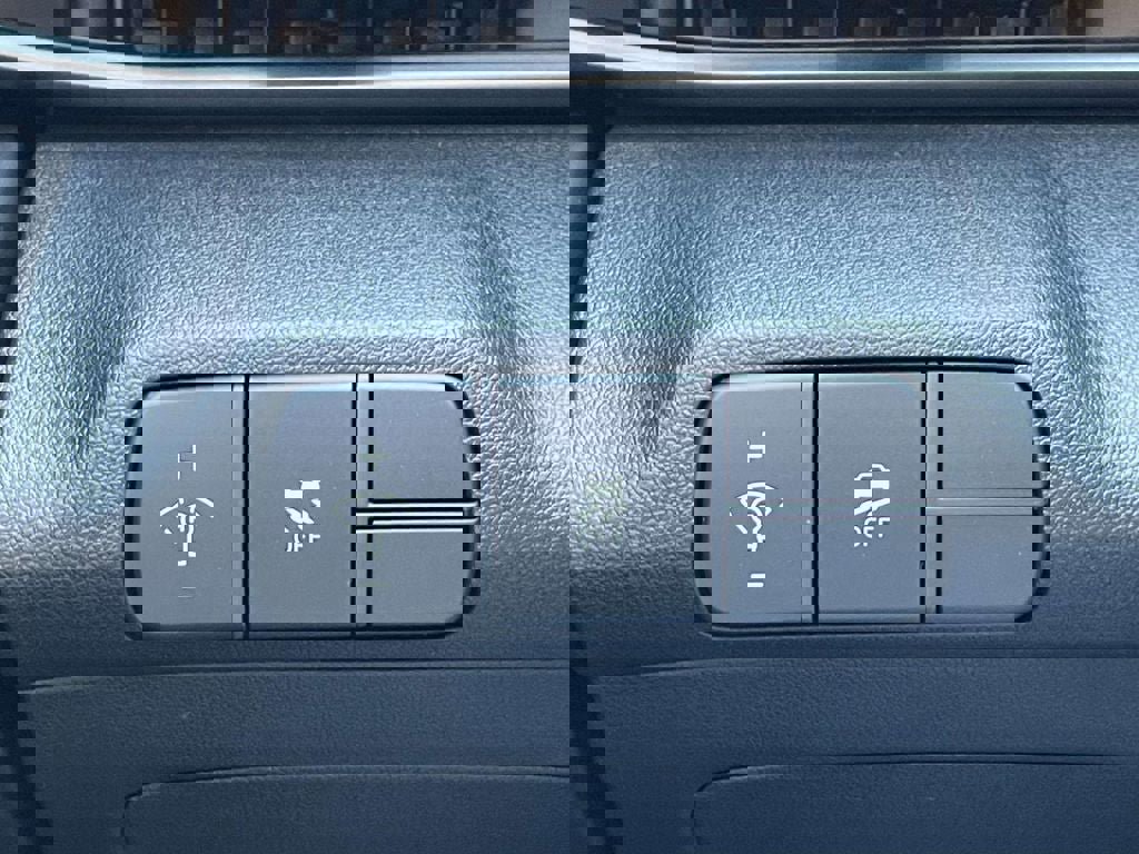 New 2026 Hyundai Elantra Sport image 17