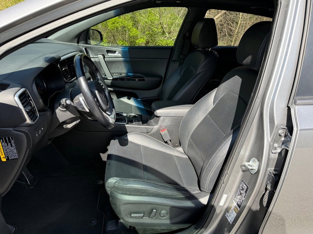 Used 2021 Kia Sportage S w/ S FWD Premium Package image 11