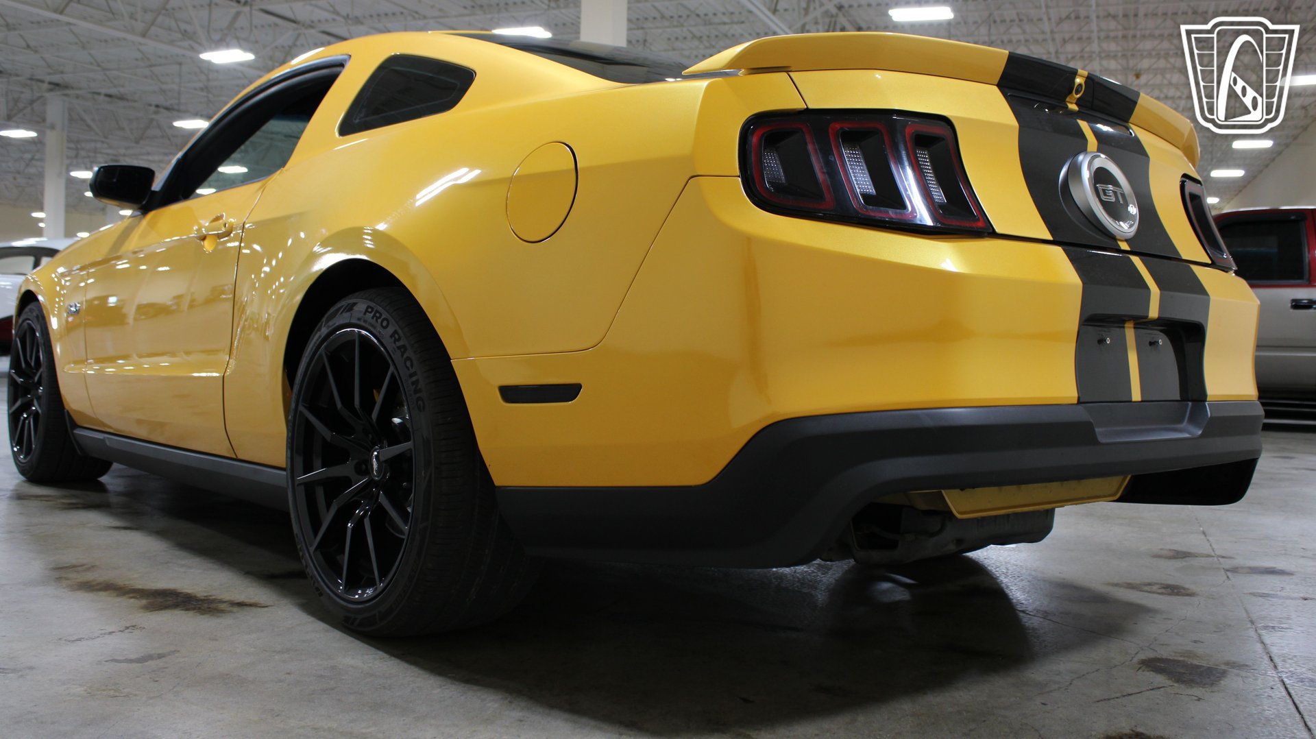 Used 2011 Ford Mustang GT RWD image 32