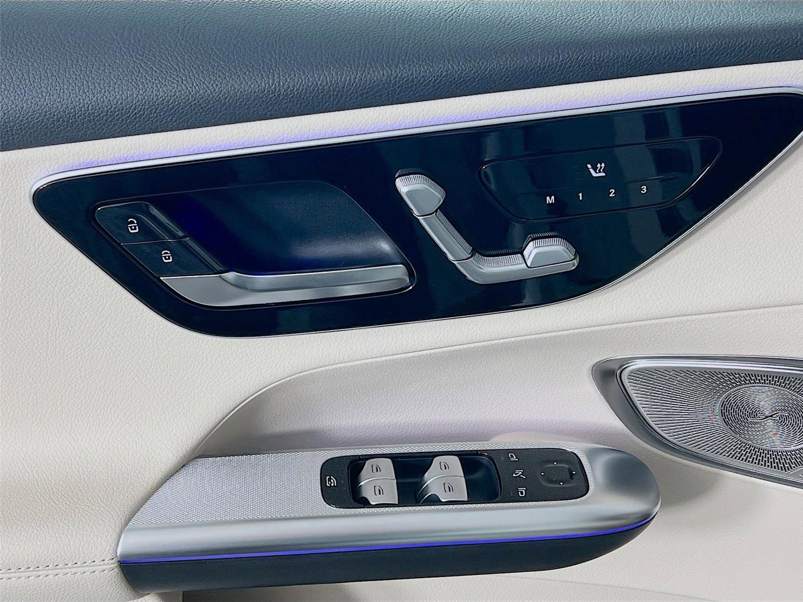 New 2026 Mercedes-Benz GLC 300 4MATIC image 19