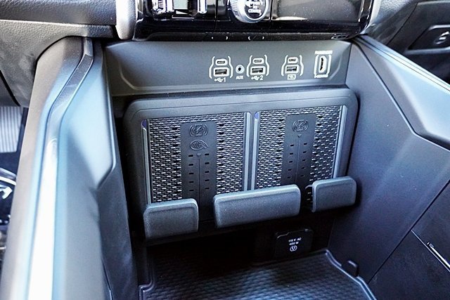 New 2026 RAM 1500 Laramie w/ Night Edition image 34