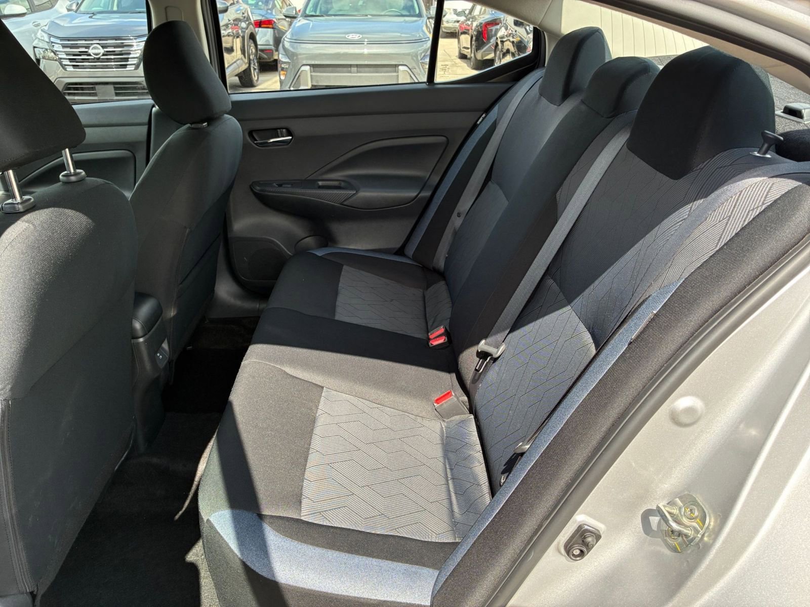 Used 2025 Nissan Versa SV image 19