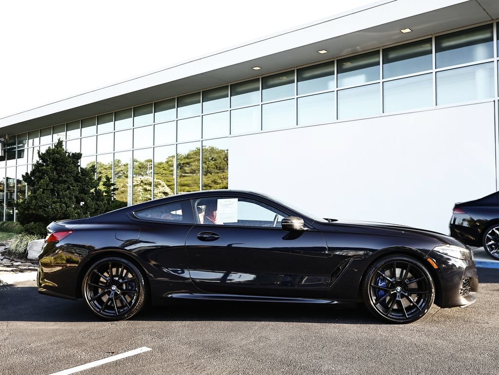Used 2022 BMW M850i xDrive Coupe w/ M Carbon Exterior Package AWD/4WD image 4