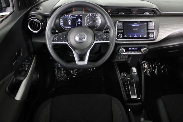 Certified 2020 Nissan Kicks SV FWD image 8