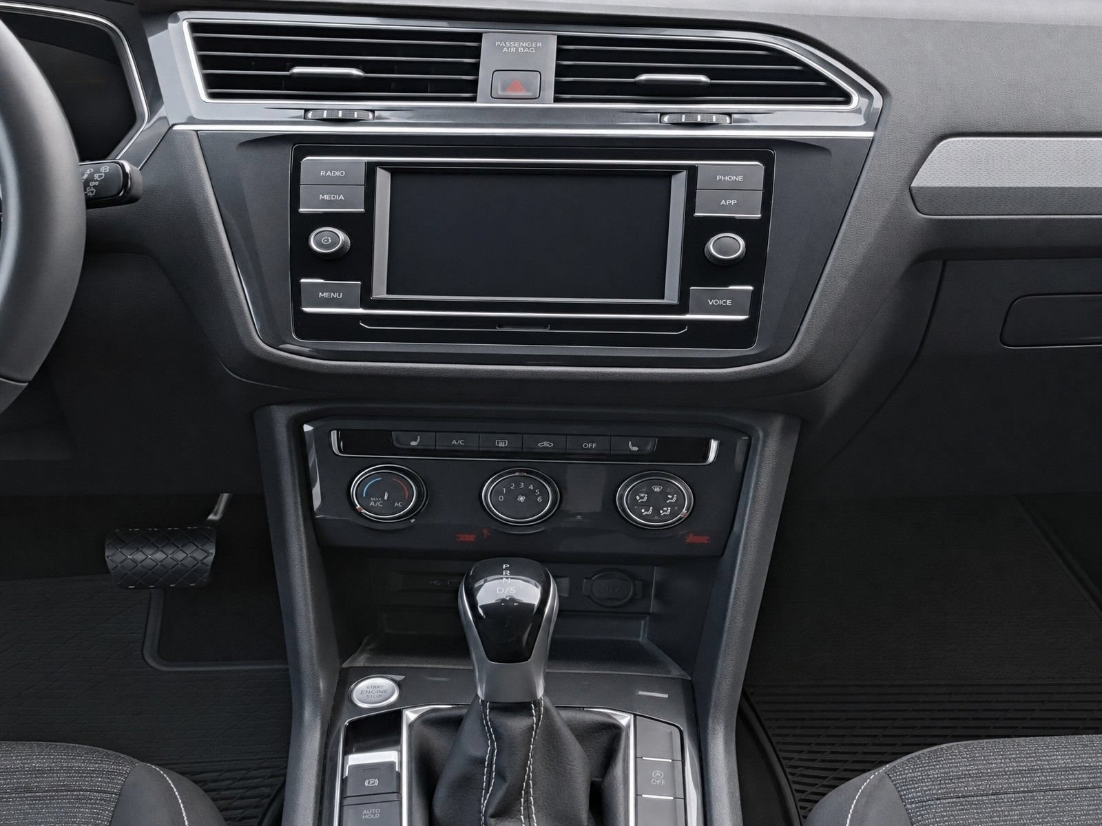 Used 2024 Volkswagen Tiguan S FWD image 19