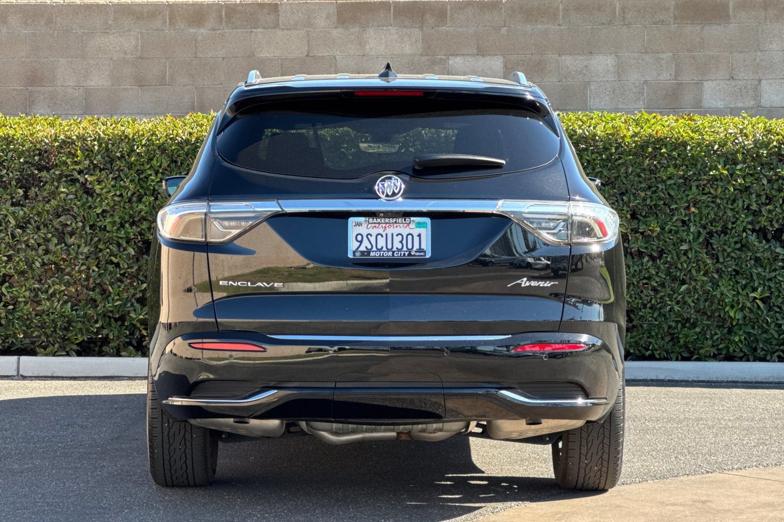 Certified 2024 Buick Enclave Avenir FWD image 5
