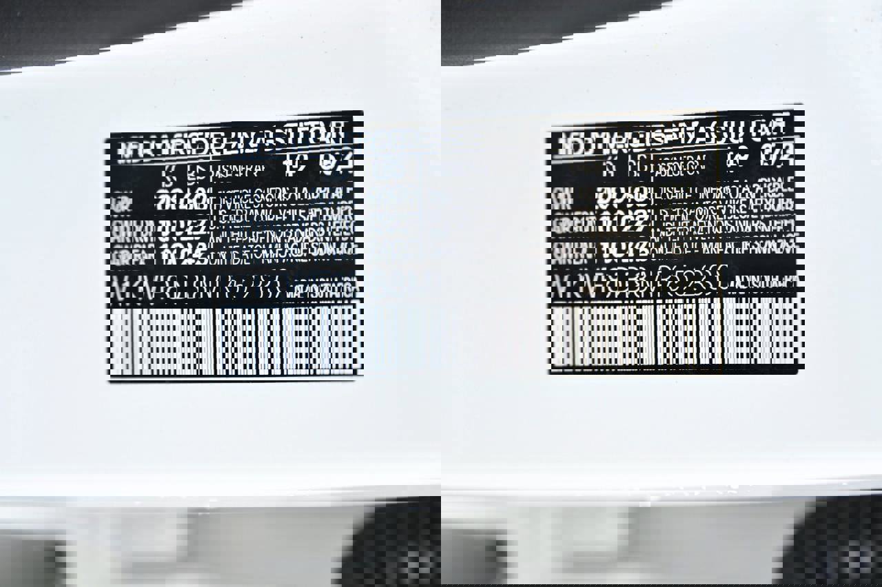 Used 2021 Mercedes-Benz C 300 Sedan image 31