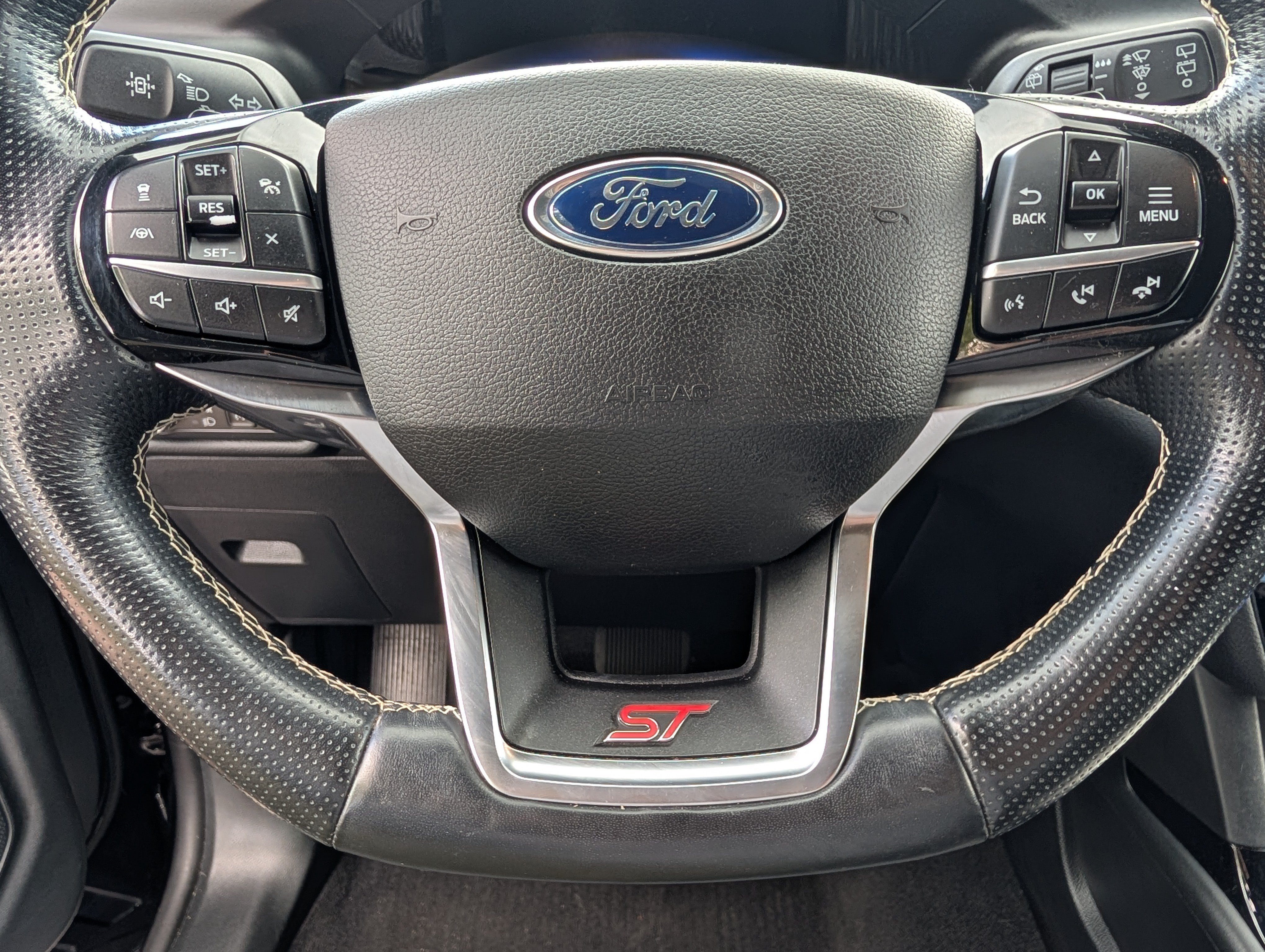 Used 2021 Ford Explorer ST w/ Equipment Group 401A AWD/4WD image 25