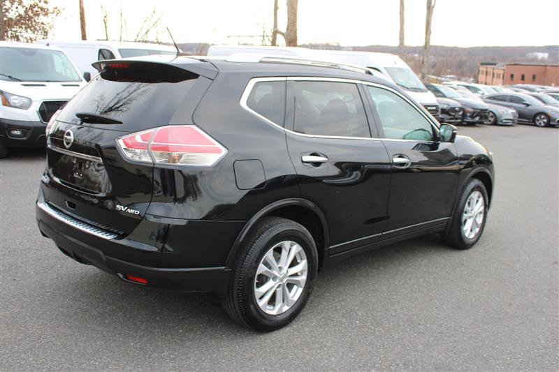 Used 2015 Nissan Rogue SV w/ SV Premium Package image 8