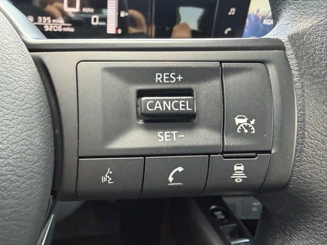 Certified 2025 Nissan Kicks SV w/ Charging Package FWD image 17