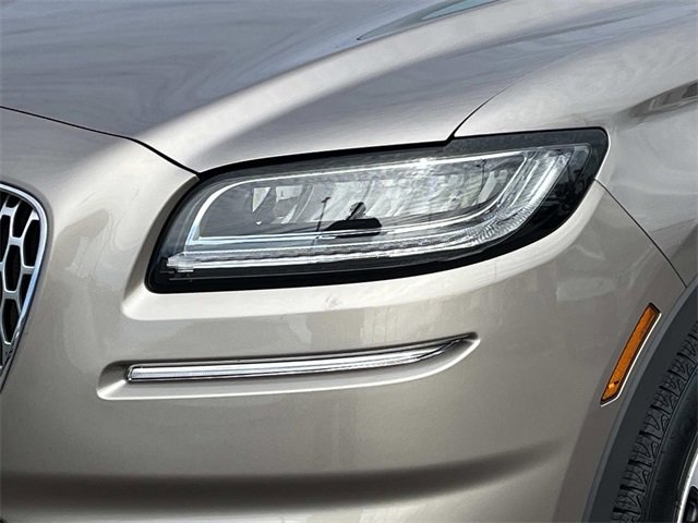 Used 2021 Lincoln Nautilus AWD w/ Equipment Group 101A image 9
