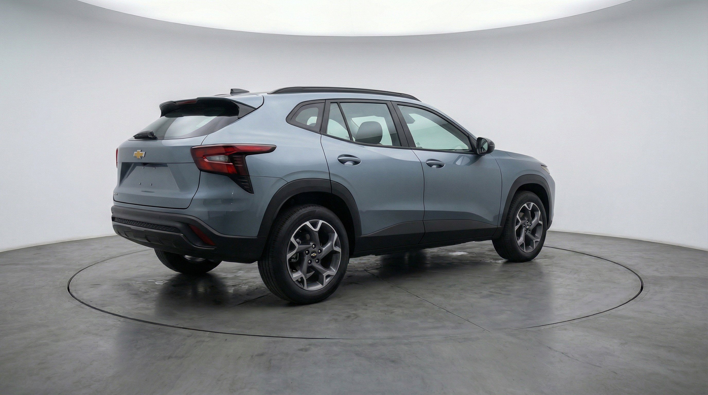 Used 2025 Chevrolet Trax LT image 9