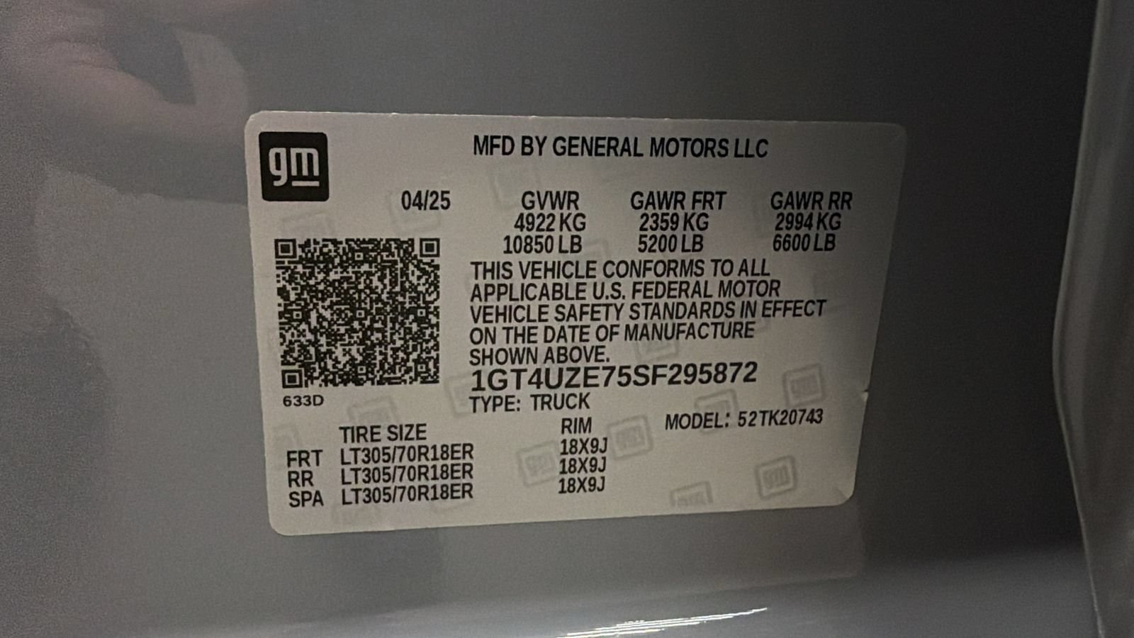 Used 2025 GMC Sierra 2500 AT4X AWD/4WD image 45