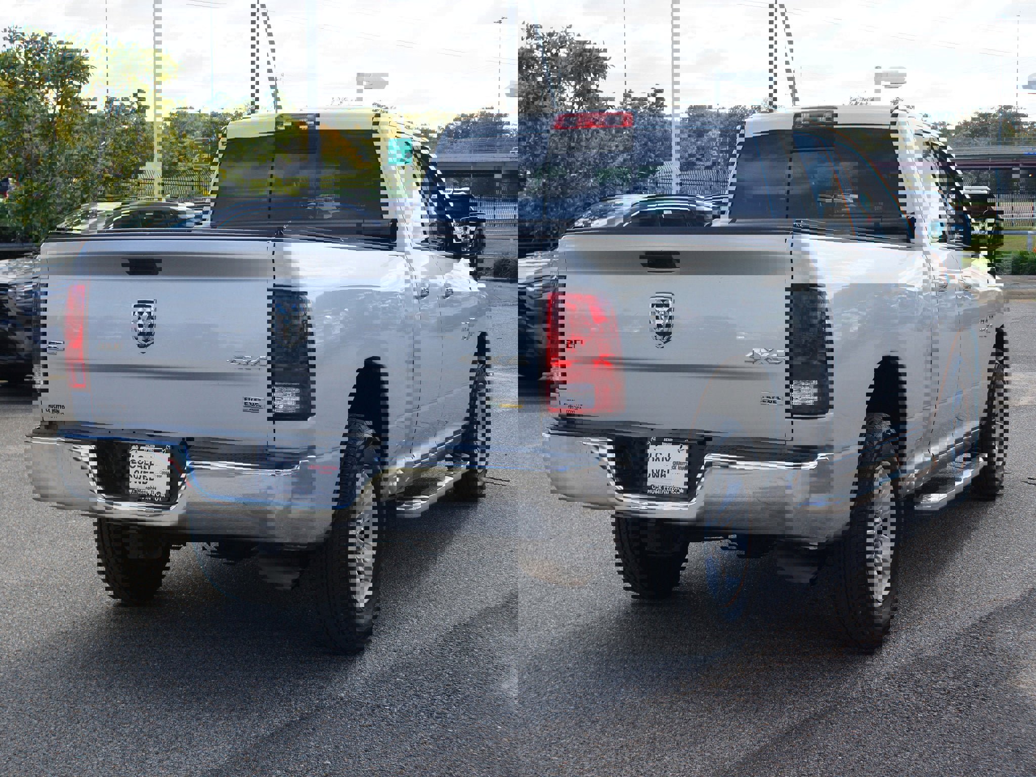 Used 2018 RAM 1500 Classic SLT image 10