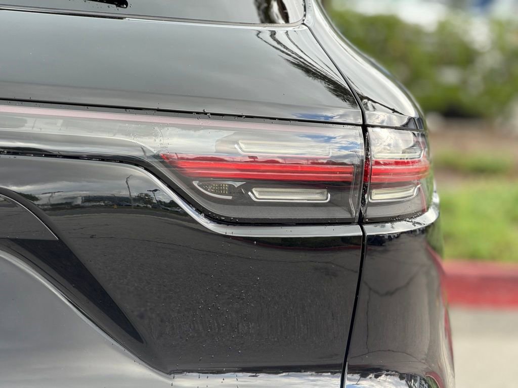 Used 2021 Porsche Cayenne image 12