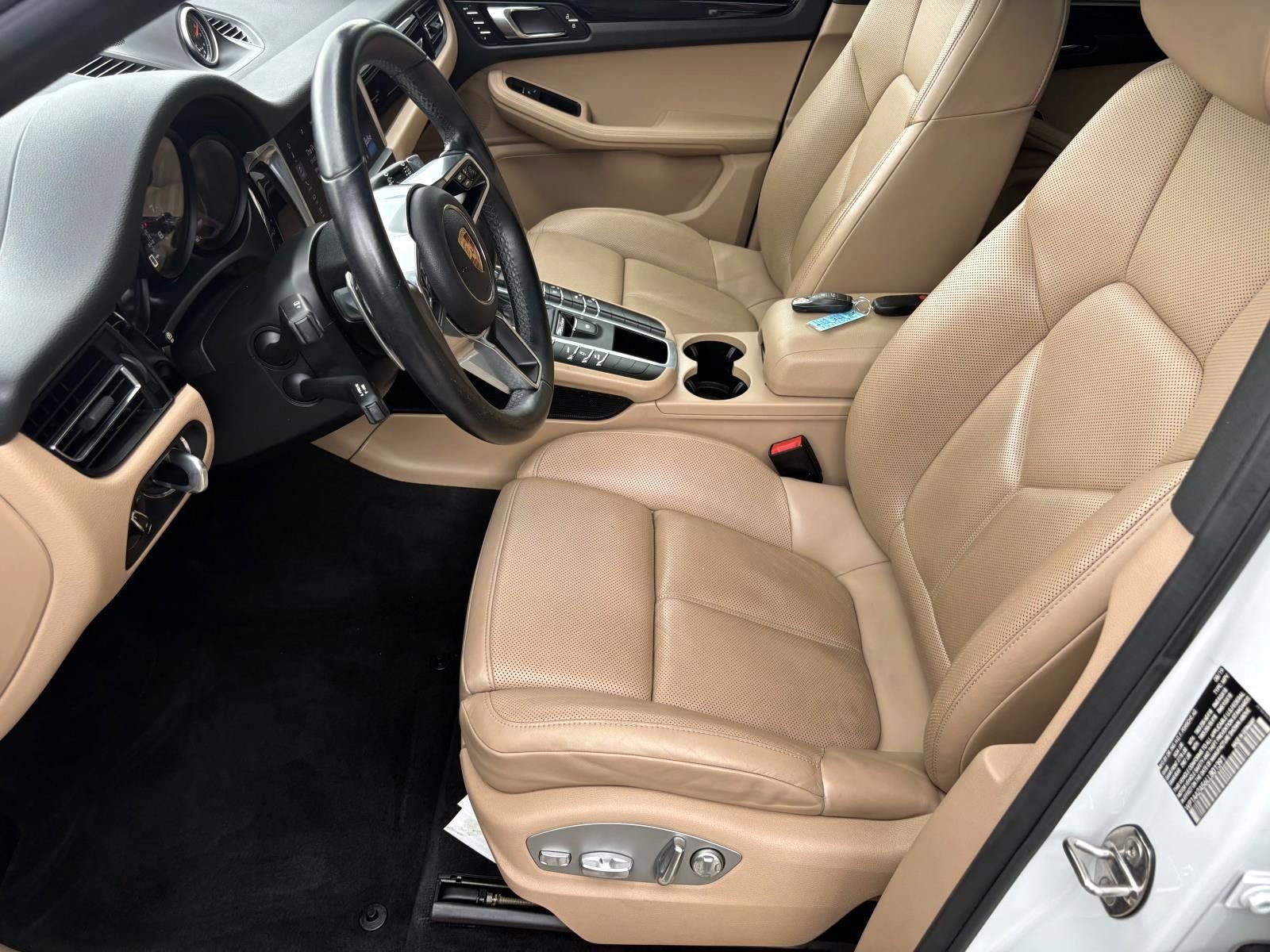 Used 2020 Porsche Macan AWD/4WD image 20