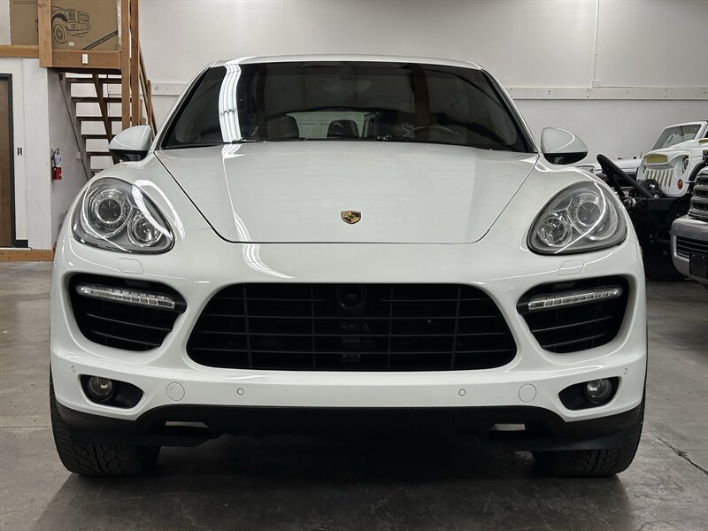 Used 2014 Porsche Cayenne Turbo AWD/4WD image 7