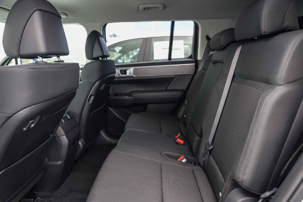 New 2026 Hyundai Santa Fe SE FWD image 18
