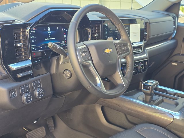 Certified 2024 Chevrolet Silverado 1500 LTZ w/ LTZ Premium Package AWD/4WD image 9