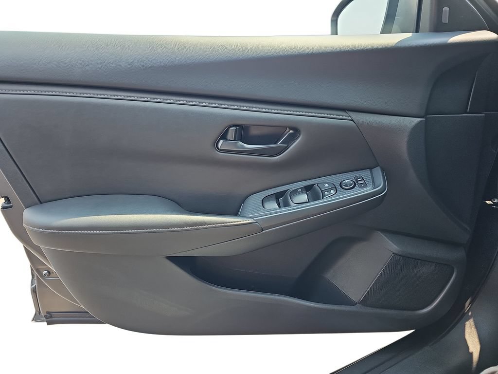 Used 2025 Nissan Sentra S FWD image 25