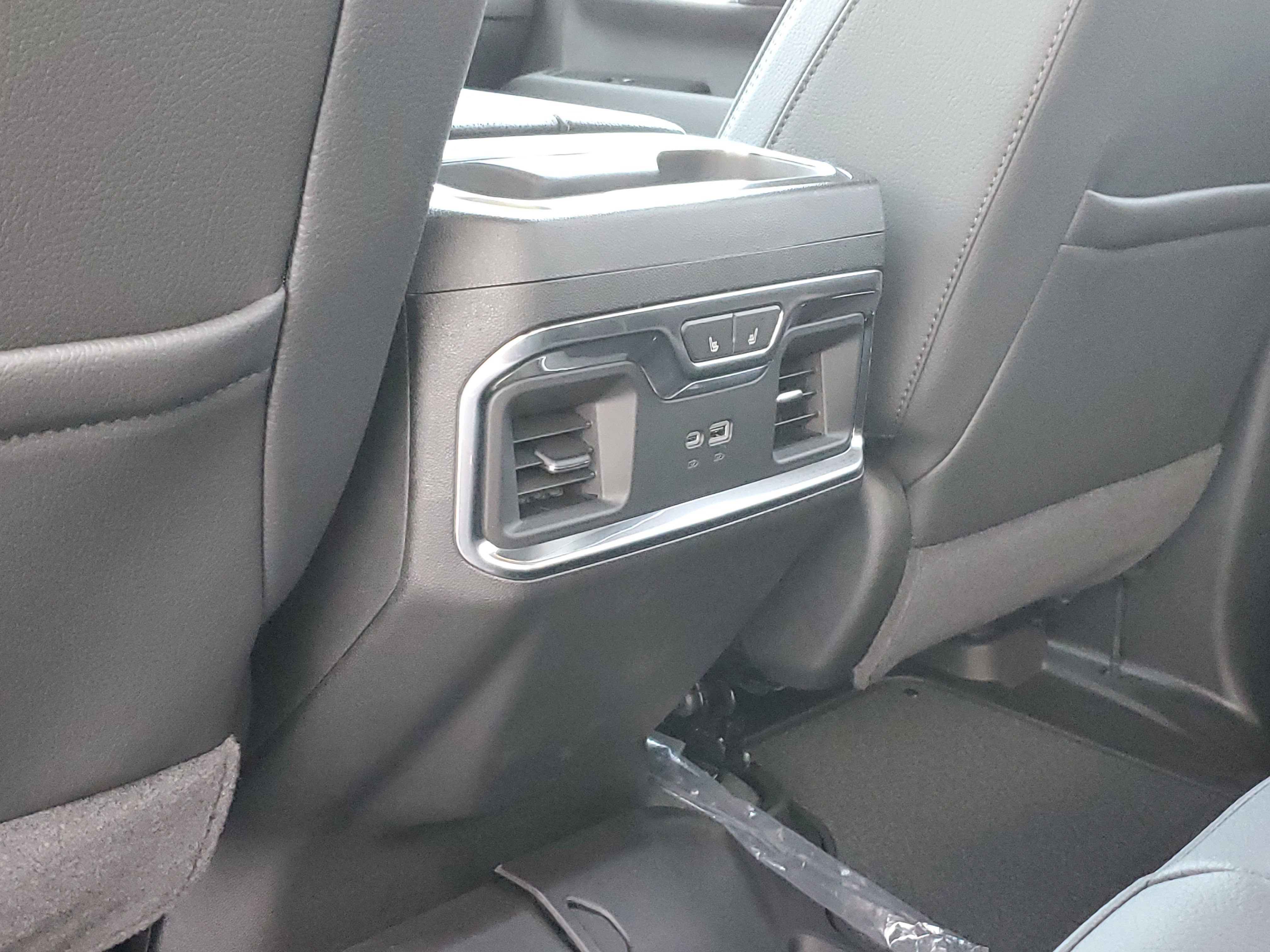 New 2026 GMC Sierra 2500 Denali w/ Denali Reserve Package image 13