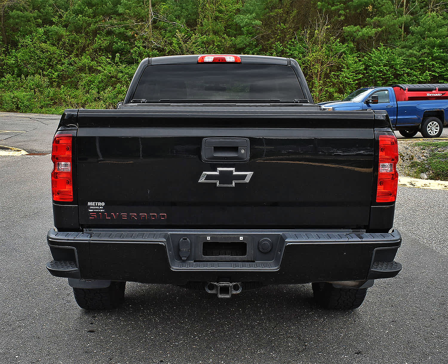 Used 2018 Chevrolet Silverado 1500 LT w/ Redline Edition AWD/4WD image 7