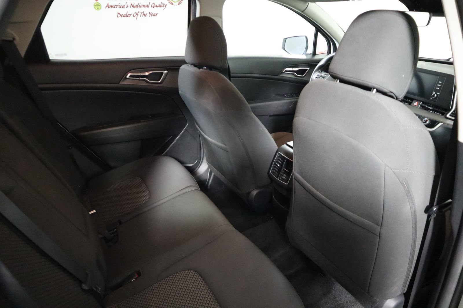 Used 2023 Kia Sportage LX image 53