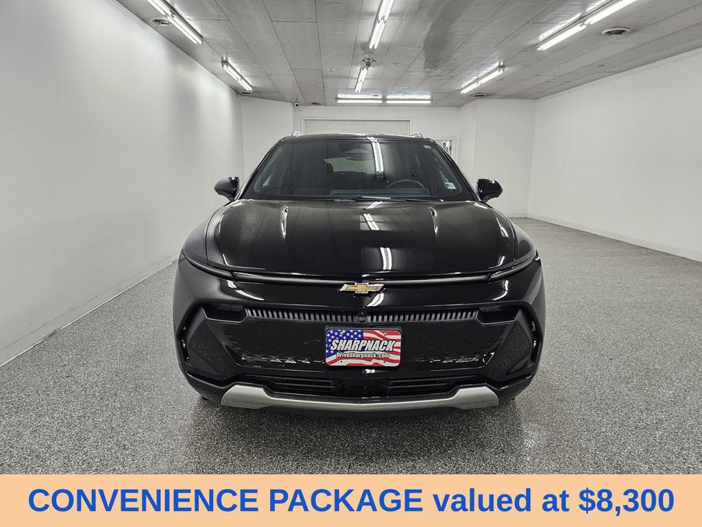 Used 2025 Chevrolet Equinox EV LT w/ Convenience Package FWD image 2