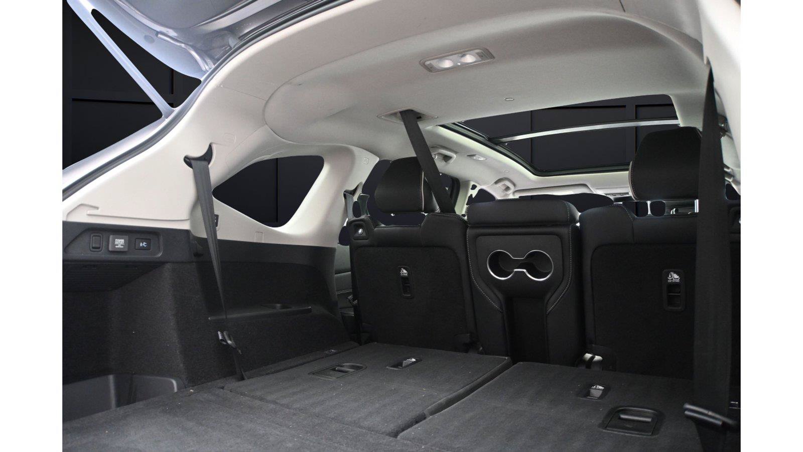 Used 2023 Acura MDX w/ Advance Package AWD/4WD image 19