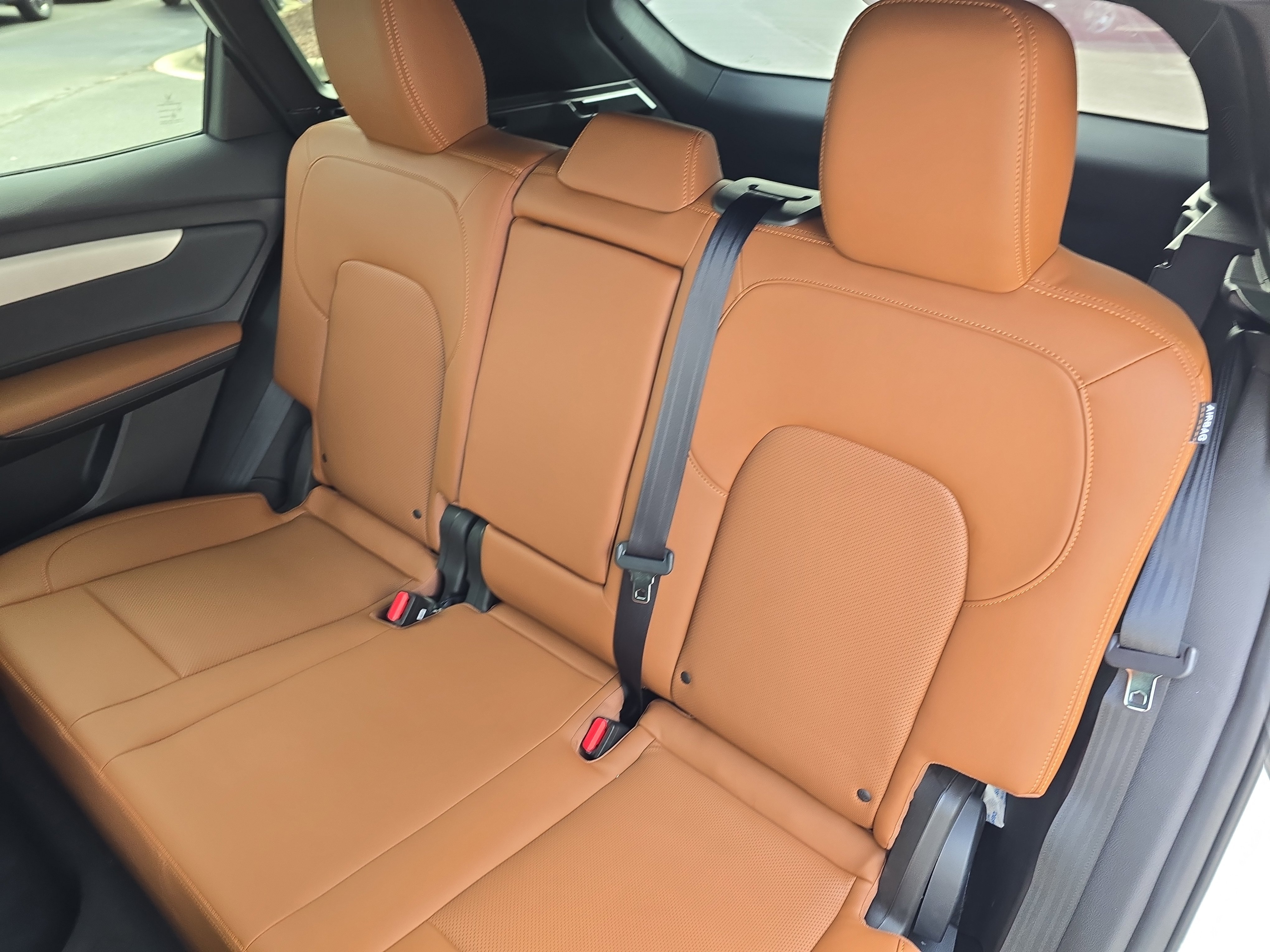 New 2025 VinFast VF 8 Plus image 14